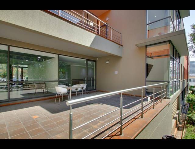 BUSINESS PROPERTY TO RENT IN SANDOWN